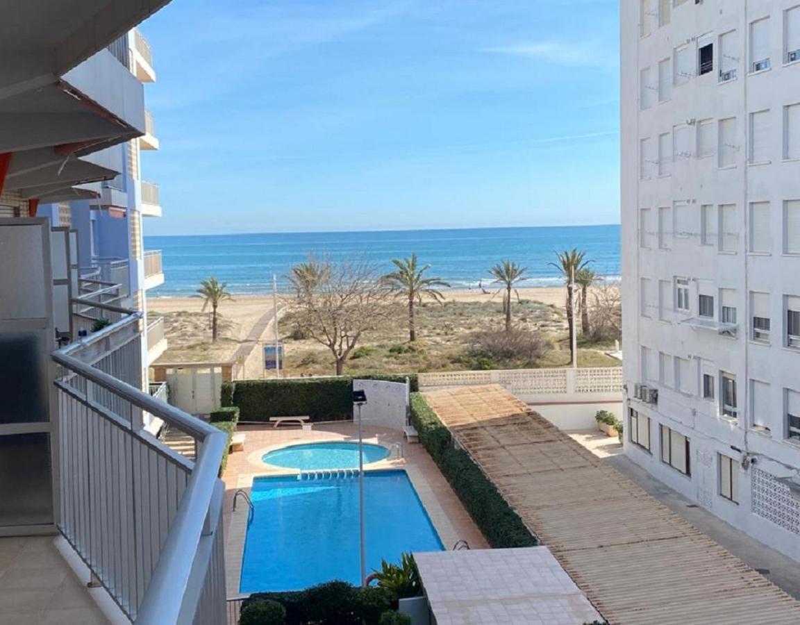Monela Front Beach Solo Familias Playa de Gandia Exteriör bild